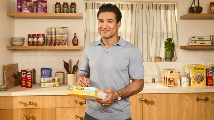 Latino TV Personality Mario Lopez Spent a Week Fighting Childhood Hunger and Helped Raise $12 Million in the Process