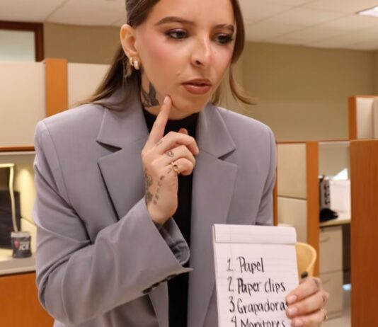 Young Miko Plays the Most Chaotic Intern in “The Office”-Inspired “De Ocho a Cinco” Episode and We Love Her for It Young Miko Plays the Most Chaotic Intern in "The Office"-Inspired "De Ocho a Cinco" Episode and We Love Her for It