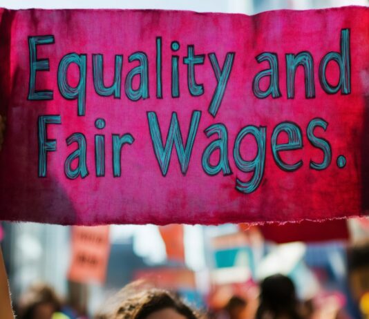 Fifty-Three Cents Is What Latinas Get Paid for Keeping This Economy Running and We Are Officially Out of Patience Fifty-Three Cents Is What Latinas Get Paid for Keeping This Economy Running and We Are Officially Out of Patience
